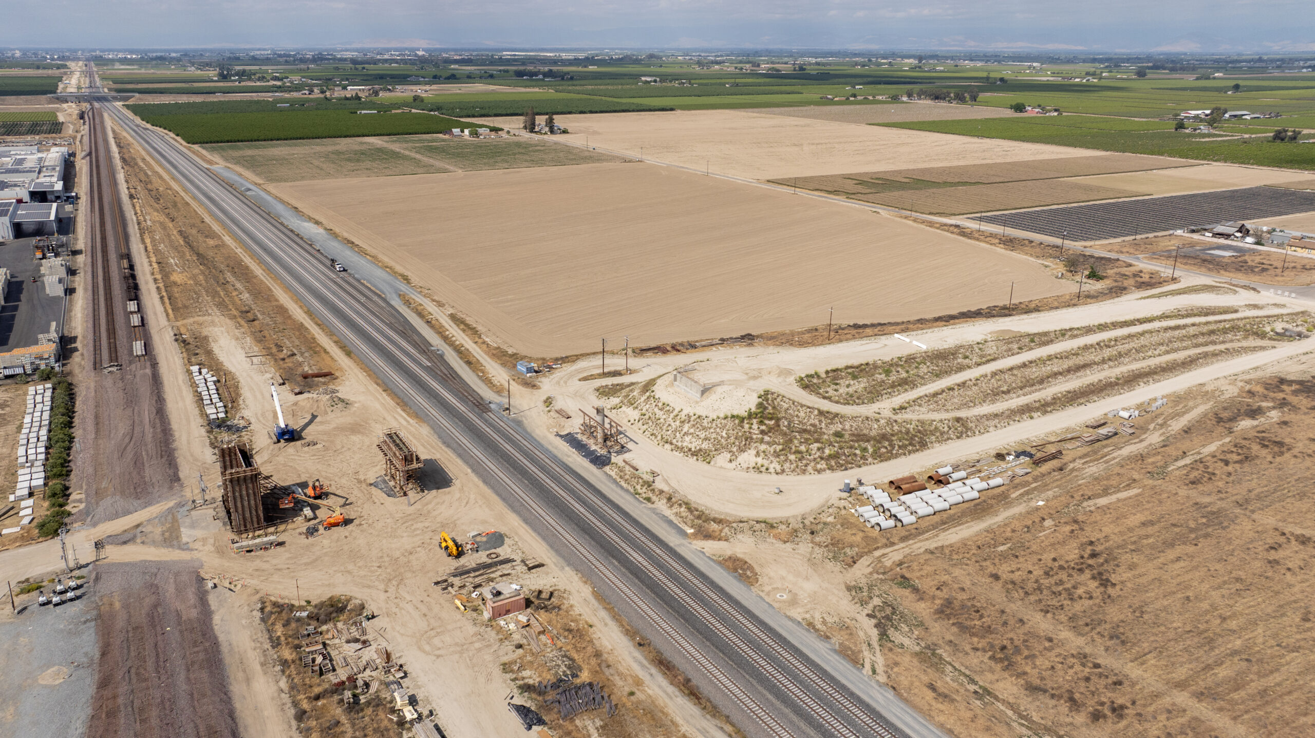 Manning Avenue Overpass (drone view)